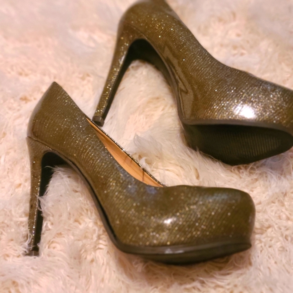 Shimmer heels